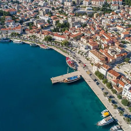 Blue Lagoon Apartamento