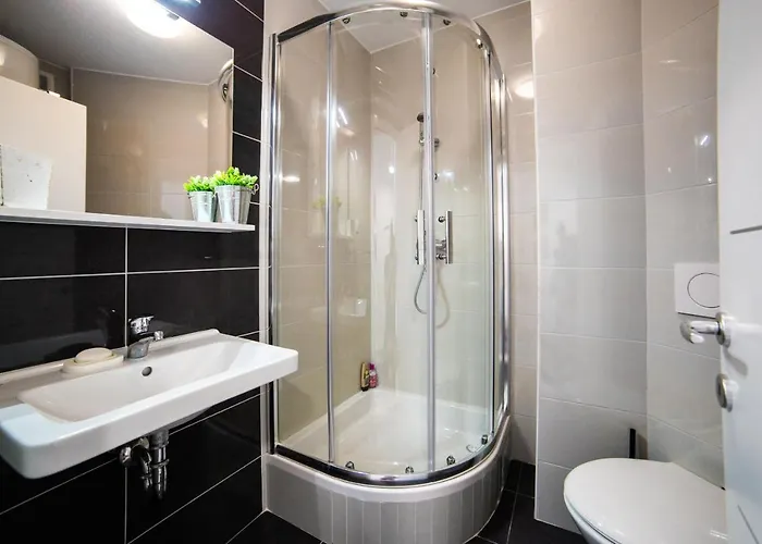 Blue Lagoon Apartamento Makarska